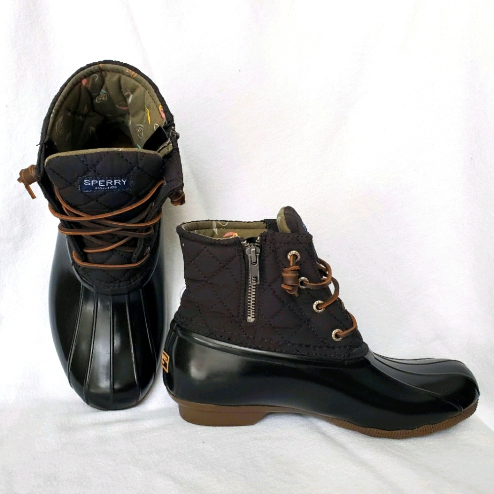 Sperry Quilted Saltwater Duck Boot size 8.5